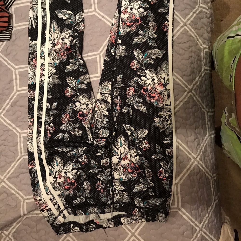 Flower track pants